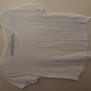 White tshirt